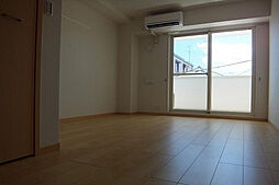 ラージ 3階1Kのリビング/ダイニング