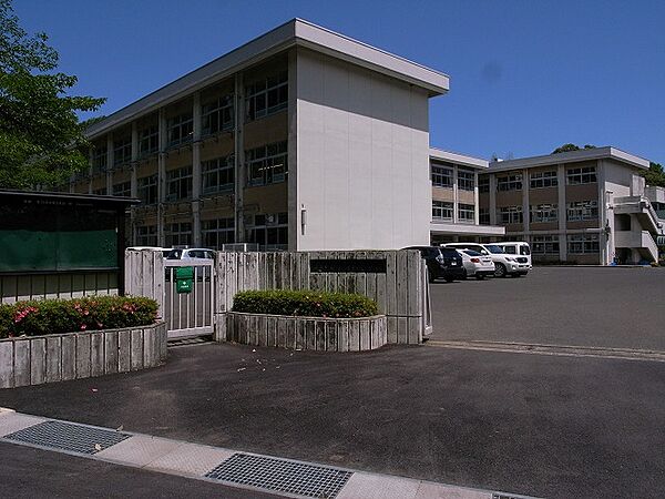 中舞鶴小学校