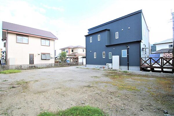 宮崎学園都市の住宅地『学園木花台』に隣接した土地区画整理事業です。