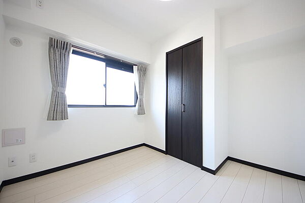 apartment 栃木県足利市中川町