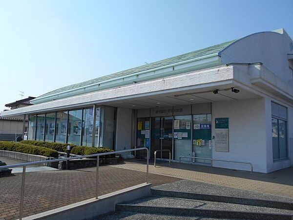 伊予銀行喜多川支店 400m
