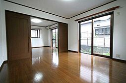 小林様貸家 １ 4DKのリビング/ダイニング