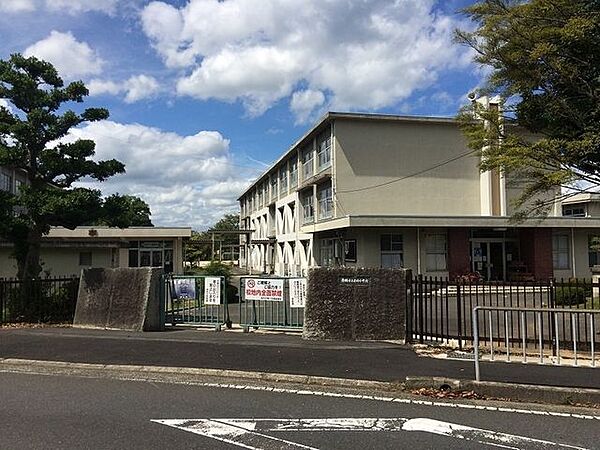 余内小学校 200m
