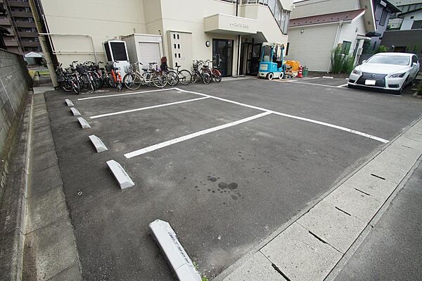 画像25:駐輪スペースもあります。