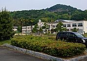 御津中学校まで1550ｍ