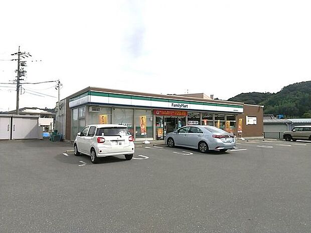 ファミリーマート飯田松尾新井店 315m