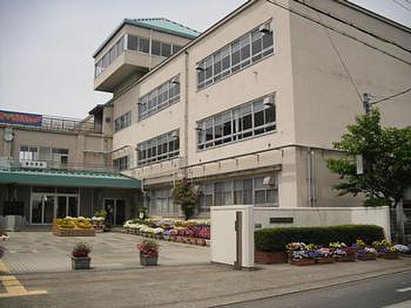 天理市立南中学校までは徒歩15分