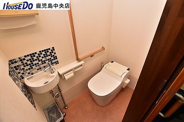 【1階トイレ】
