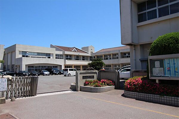 下関市立熊野小学校（600m）