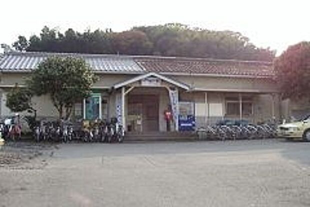 船戸駅(JR 和歌山線)まで801m