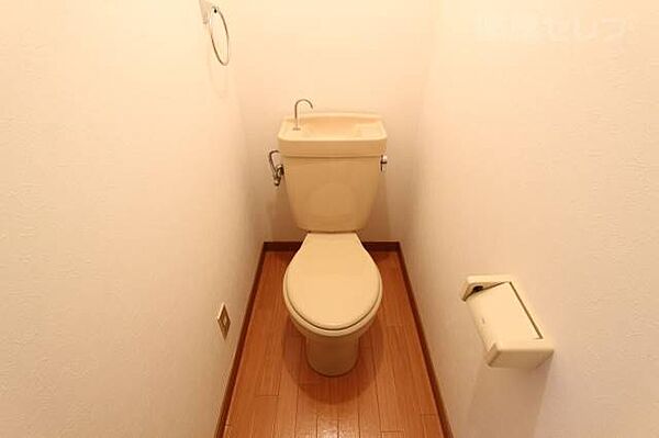 画像9:広いトイレですよね。