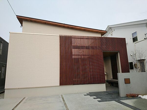 detached 山形県東根市大字蟹沢1385-8
地図を見る