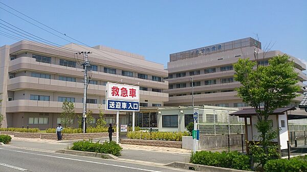 ツカザキ病院　約1590ｍ