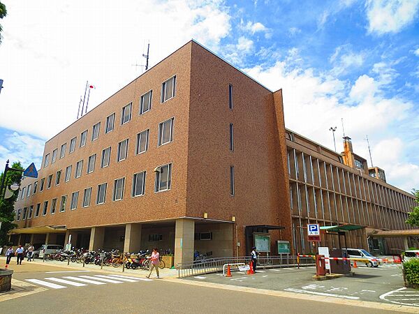 画像21:岸和田市役所（2069m）