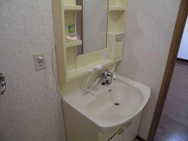apartment 宮城県柴田郡柴田町大字船岡字東原前188
船岡の賃貸情報を見る
物件地図