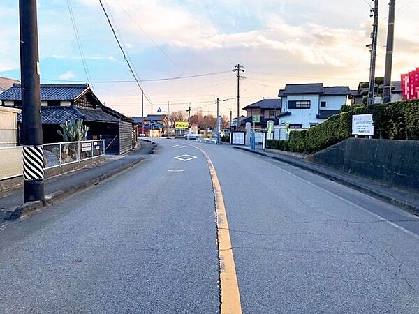 前面道路含む現地写真
