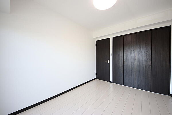 apartment 栃木県足利市中川町