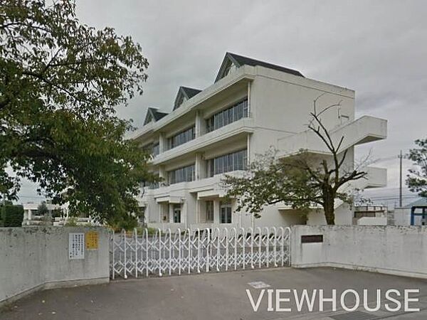 玉村町立南小学校 1025m