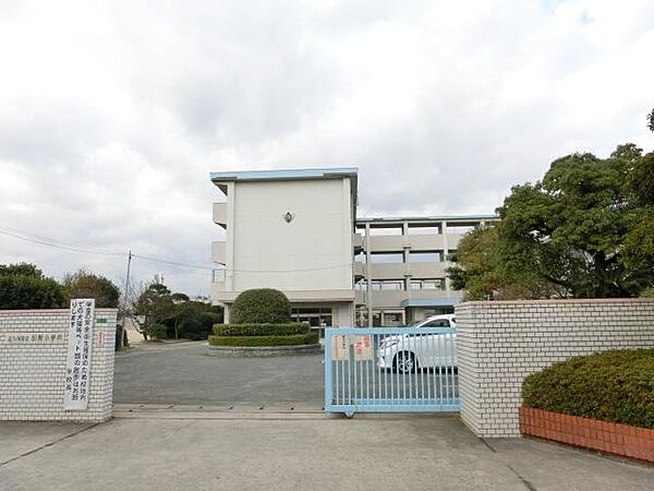 画像15:引野小学校(320m)