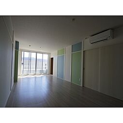 Sain K（1） 3階1LDKのリビング/ダイニング