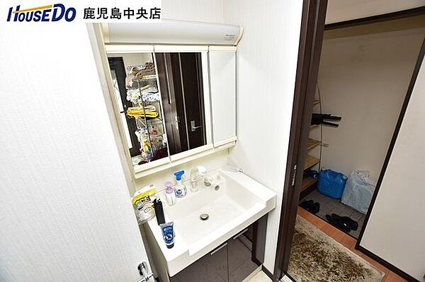 【2階洗面台】