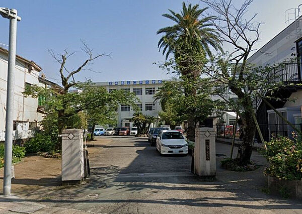 江平小学校