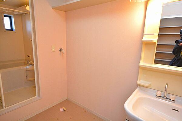 apartment 群馬県みどり市笠懸町阿左美548-1
笠懸町阿左美の賃貸情報を見る
物件地図