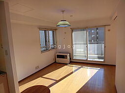 レインボータウン24 703 7階1LDKのリビング/ダイニング