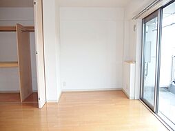 東京メトロ日比谷線 広尾駅 徒歩4分の賃貸マンション 4階ワンルームのリビング/ダイニング