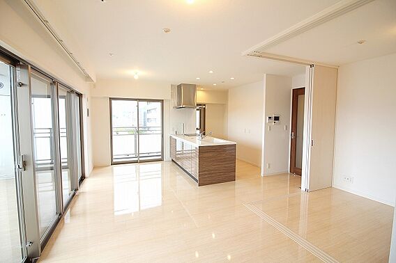 リビング/ダイ...