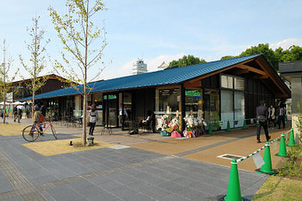 画像22:ファミリーマート 天王寺公園茶臼山店（743m）
