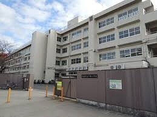 大東市立四条小学校まで2100m