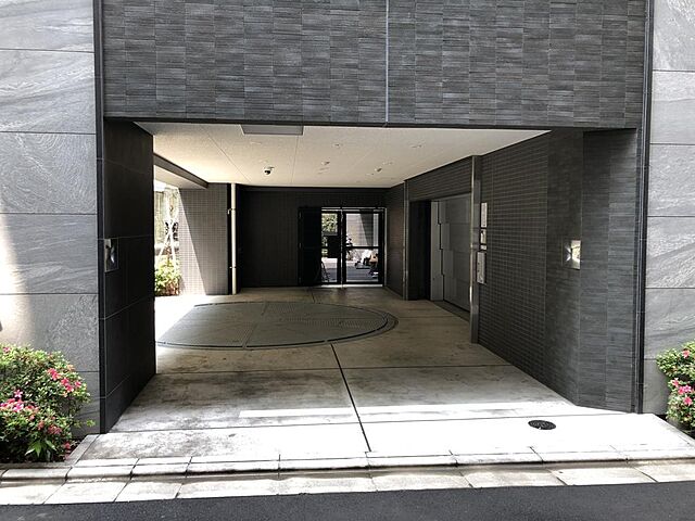 ホームズ 東京メトロ丸ノ内線 新宿三丁目駅 徒歩8分の月極駐車場 賃料3 08万円 物件番号 取扱い不動産会社 株式会社アットスタイル 渋谷店