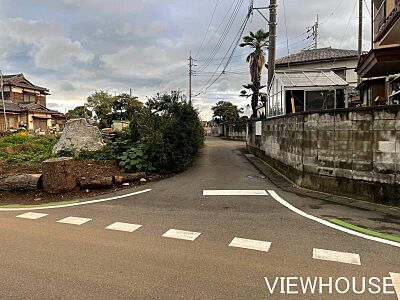 外観：■北・西公道に面した、300坪超の広〜い土地です！