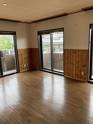 リビング/ダイ...