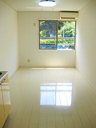 ガーデンミヤコI.II. 2F 2階1LDKのリビング/ダイニング