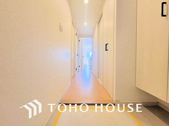 玄関には充実の...