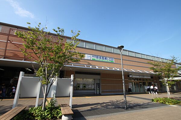 学研奈良登美ヶ丘駅まで1100m 始発駅ですのでご通勤やご通学にも便利です。