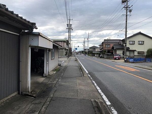 前面道路含む現地写真
