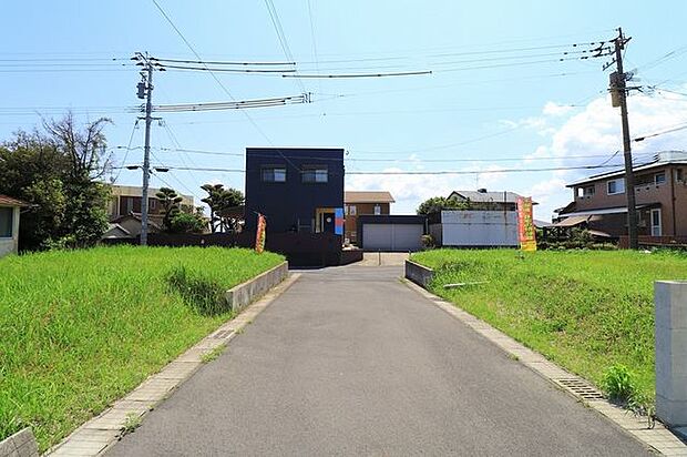 前面道路含む現地写真