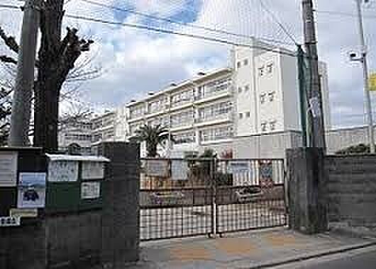 守口市立庭窪小学校まで363m