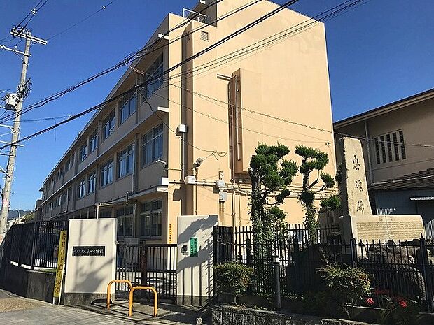 八尾市立久宝寺小学校