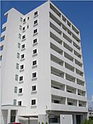広島駅より徒歩20分 築16年6ヶ月 10階建の賃貸物件