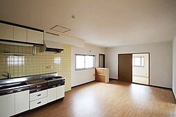 JR山陽本線 向洋駅 徒歩17分の賃貸アパート 2階3LDKのリビング/ダイニング