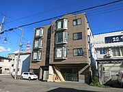 シャルル大手町 4階 築26年の賃貸物件