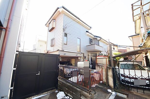 「東伏見」駅より徒歩10分の好立地、閑静な住宅街に建つ3LDKのお住まい