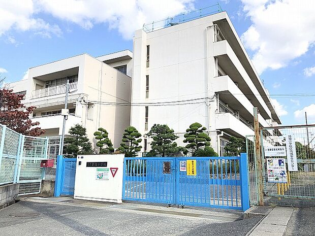 大東市立諸福小学校