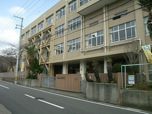 神戸市立福池小学校