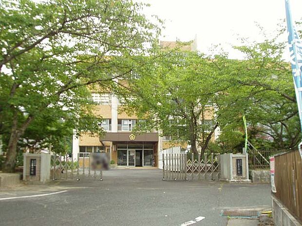 湖南市立三雲小学校