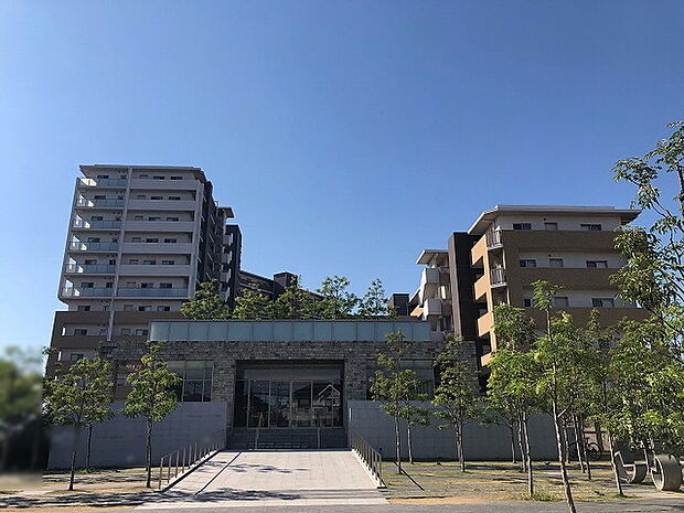 上野芝レジデンス(4LDK) 4階の外観
